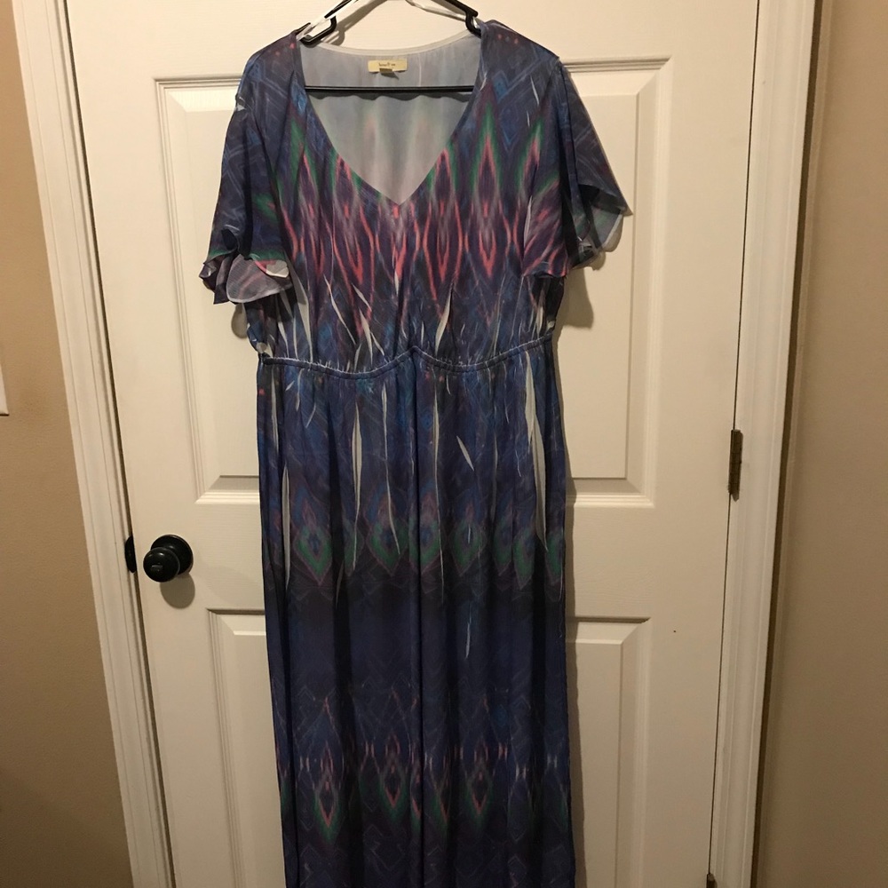 Plus size dress